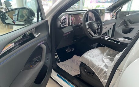 Volkswagen Tiguan, 2026 год, 4 750 000 рублей, 16 фотография