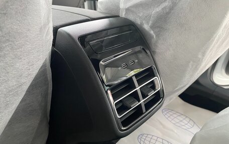 Volkswagen Tiguan, 2026 год, 4 750 000 рублей, 34 фотография