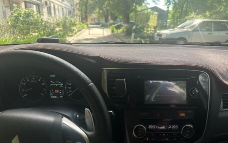 Mitsubishi Outlander III рестайлинг 3, 2012 год, 1 490 000 рублей, 12 фотография