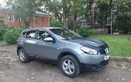Nissan Qashqai, 2010 год, 750 000 рублей, 2 фотография
