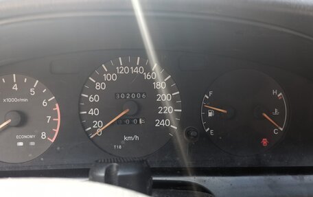 Toyota Carina E, 1992 год, 300 000 рублей, 16 фотография