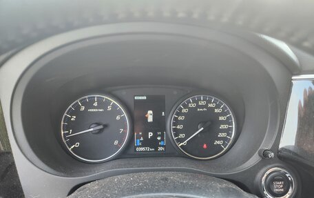 Mitsubishi Outlander III рестайлинг 3, 2019 год, 2 400 000 рублей, 7 фотография