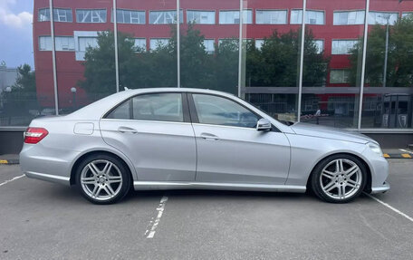 Mercedes-Benz E-Класс, 2012 год, 1 250 000 рублей, 5 фотография