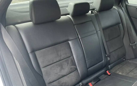 Mercedes-Benz E-Класс, 2012 год, 1 250 000 рублей, 15 фотография
