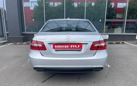 Mercedes-Benz E-Класс, 2012 год, 1 250 000 рублей, 6 фотография