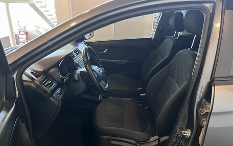 KIA Rio III рестайлинг, 2013 год, 680 000 рублей, 16 фотография