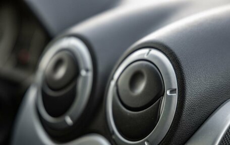 Renault Logan I, 2013 год, 648 000 рублей, 24 фотография