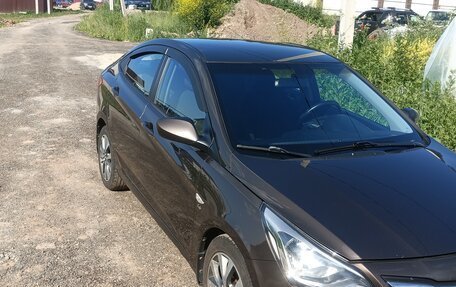 Hyundai Solaris II рестайлинг, 2016 год, 1 050 000 рублей, 2 фотография
