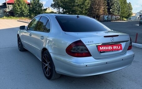 Mercedes-Benz E-Класс, 2003 год, 515 000 рублей, 4 фотография