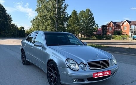 Mercedes-Benz E-Класс, 2003 год, 515 000 рублей, 2 фотография