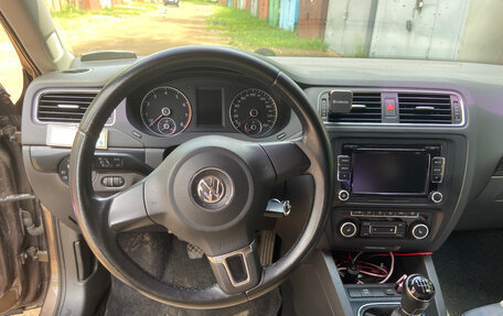 Volkswagen Jetta VI, 2012 год, 980 000 рублей, 17 фотография