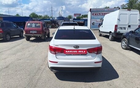 KIA Rio III рестайлинг, 2015 год, 800 000 рублей, 3 фотография