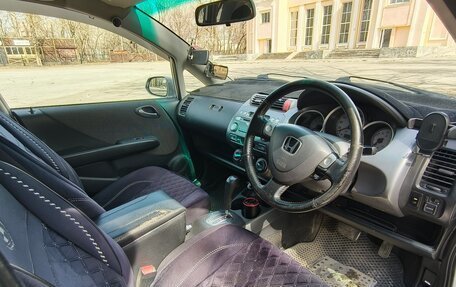 Honda Fit III, 2003 год, 365 000 рублей, 6 фотография