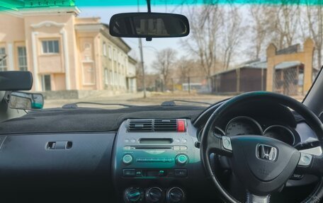 Honda Fit III, 2003 год, 365 000 рублей, 7 фотография