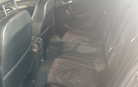 Opel Insignia II рестайлинг, 2011 год, 800 000 рублей, 8 фотография