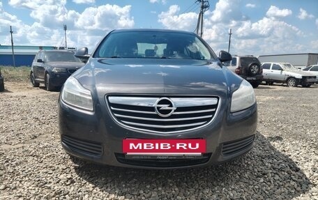 Opel Insignia II рестайлинг, 2011 год, 800 000 рублей, 2 фотография