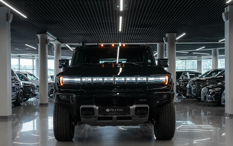 GMC Hummer EV, 2024 год, 18 900 000 рублей, 3 фотография