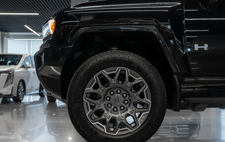 GMC Hummer EV, 2024 год, 18 900 000 рублей, 32 фотография