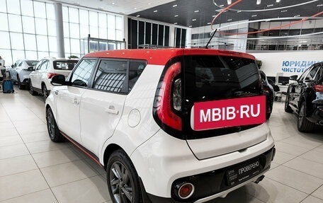 KIA Soul II рестайлинг, 2016 год, 1 521 500 рублей, 7 фотография