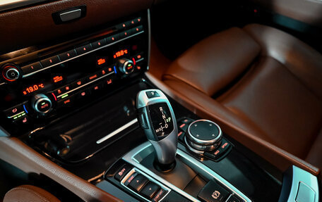 BMW 5 серия, 2015 год, 2 630 000 рублей, 14 фотография