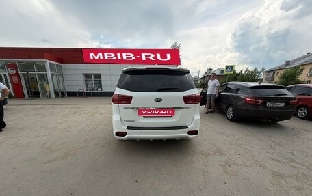 KIA Carnival III, 2020 год, 2 520 000 рублей, 6 фотография