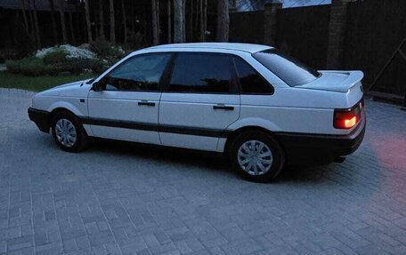 Volkswagen Passat B3, 1992 год, 380 000 рублей, 2 фотография