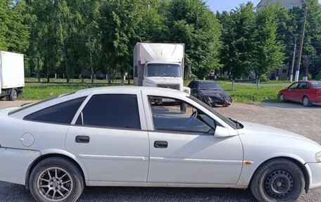 Opel Vectra B рестайлинг, 1999 год, 150 000 рублей, 5 фотография