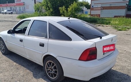 Opel Vectra B рестайлинг, 1999 год, 150 000 рублей, 8 фотография