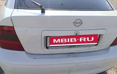 Opel Vectra B рестайлинг, 1999 год, 150 000 рублей, 33 фотография