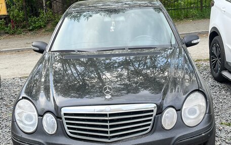 Mercedes-Benz E-Класс, 2005 год, 479 000 рублей, 12 фотография