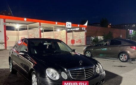 Mercedes-Benz E-Класс, 2005 год, 479 000 рублей, 6 фотография