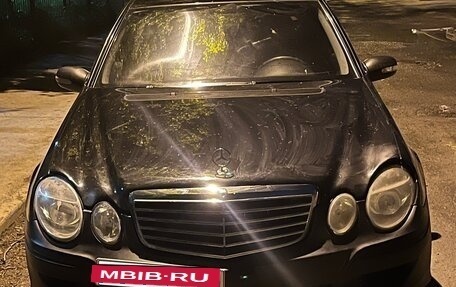 Mercedes-Benz E-Класс, 2005 год, 479 000 рублей, 11 фотография
