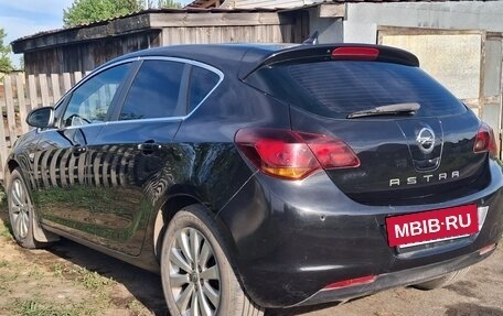 Opel Astra J, 2011 год, 650 000 рублей, 8 фотография