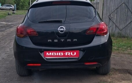 Opel Astra J, 2011 год, 650 000 рублей, 7 фотография