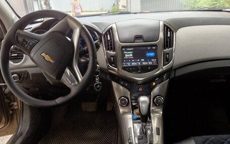 Chevrolet Cruze II, 2013 год, 700 000 рублей, 9 фотография