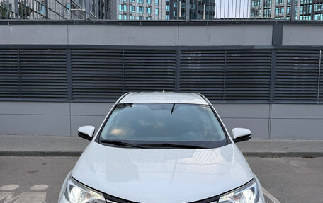 Toyota RAV4, 2016 год, 1 860 000 рублей, 3 фотография