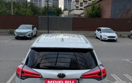 Toyota RAV4, 2016 год, 1 860 000 рублей, 5 фотография