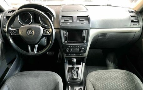 Skoda Yeti I рестайлинг, 2015 год, 1 149 900 рублей, 8 фотография