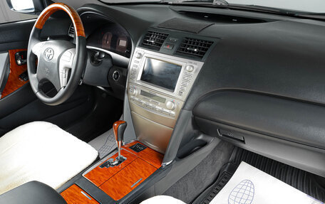 Toyota Camry, 2011 год, 1 549 000 рублей, 12 фотография