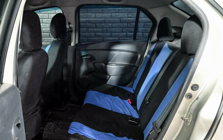 Renault Logan II, 2015 год, 440 000 рублей, 8 фотография