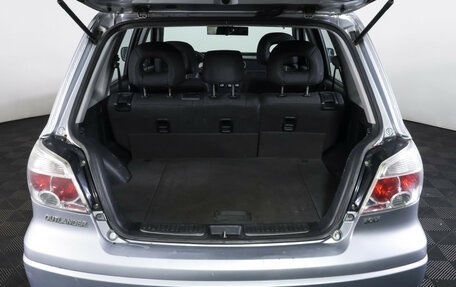 Mitsubishi Outlander III рестайлинг 3, 2007 год, 700 000 рублей, 10 фотография