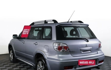 Mitsubishi Outlander III рестайлинг 3, 2007 год, 700 000 рублей, 8 фотография