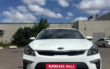 KIA Rio IV, 2019 год, 1 595 000 рублей, 2 фотография