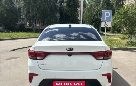 KIA Rio IV, 2019 год, 1 595 000 рублей, 3 фотография