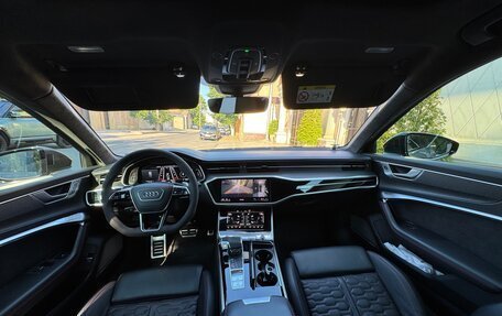 Audi RS 6, 2021 год, 14 000 000 рублей, 5 фотография