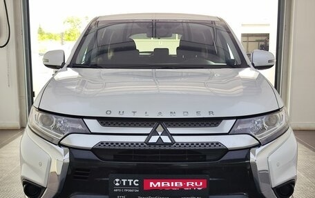 Mitsubishi Outlander III рестайлинг 3, 2019 год, 2 350 000 рублей, 2 фотография