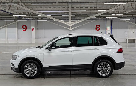 Volkswagen Tiguan II, 2019 год, 2 630 000 рублей, 12 фотография