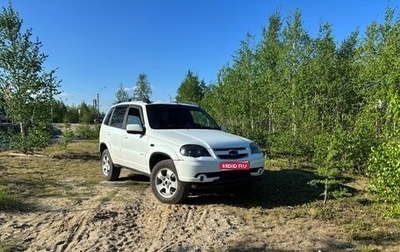 Chevrolet Niva I рестайлинг, 2011 год, 700 000 рублей, 1 фотография
