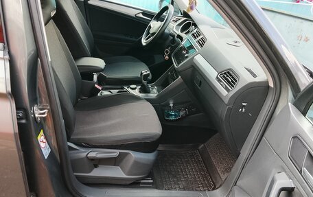 Volkswagen Tiguan II, 2021 год, 3 200 000 рублей, 10 фотография