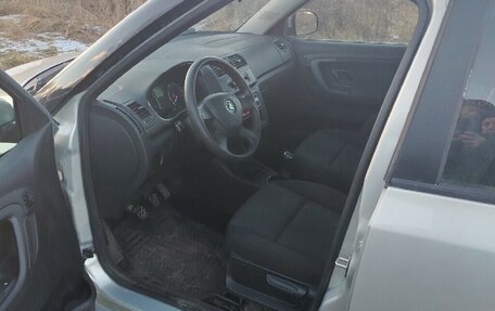 Skoda Fabia II, 2013 год, 550 000 рублей, 3 фотография